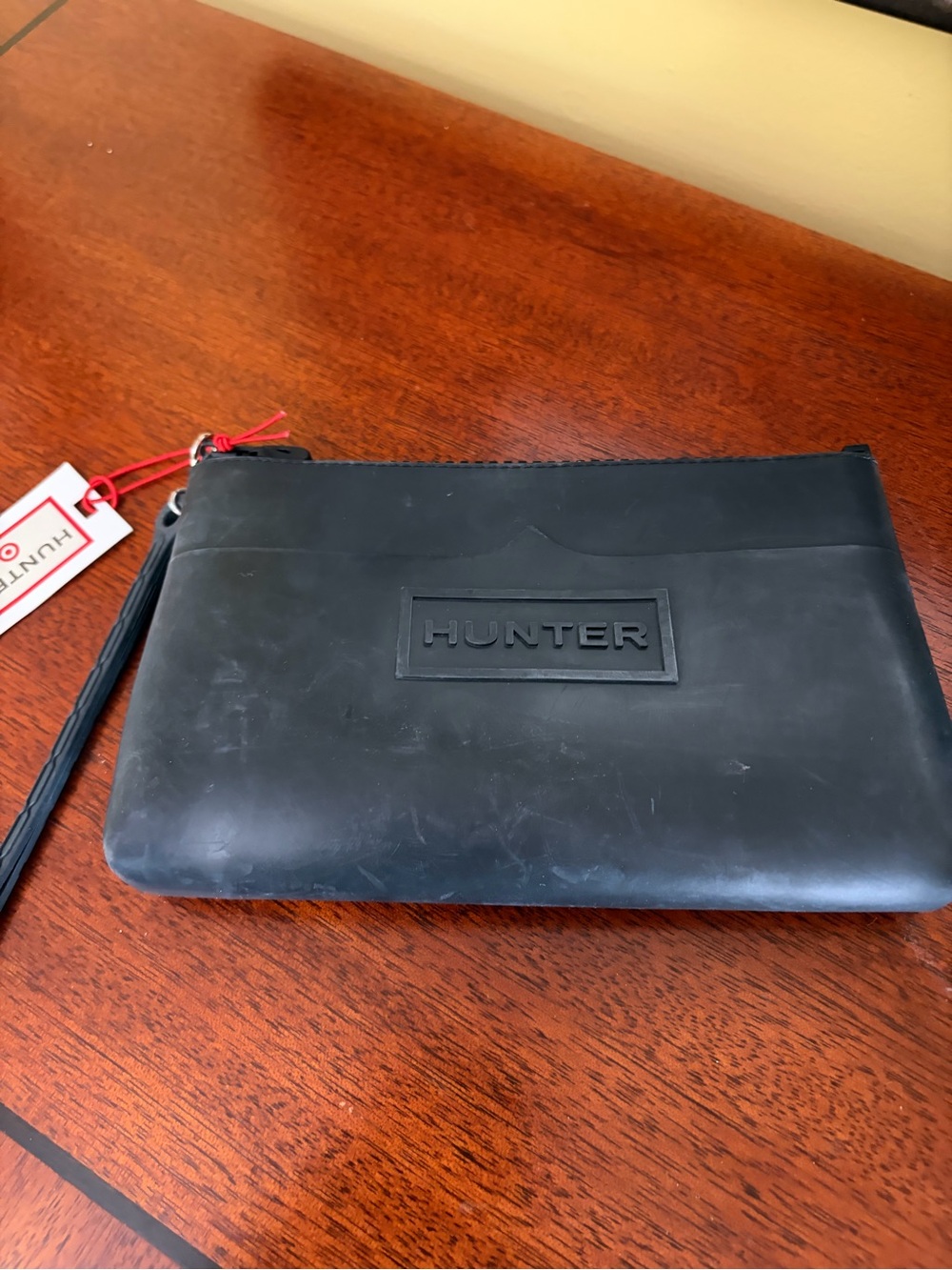 Hunter for Target Black Rubber Wristlet Pouch with Strap NWT - Picture 3 of 5